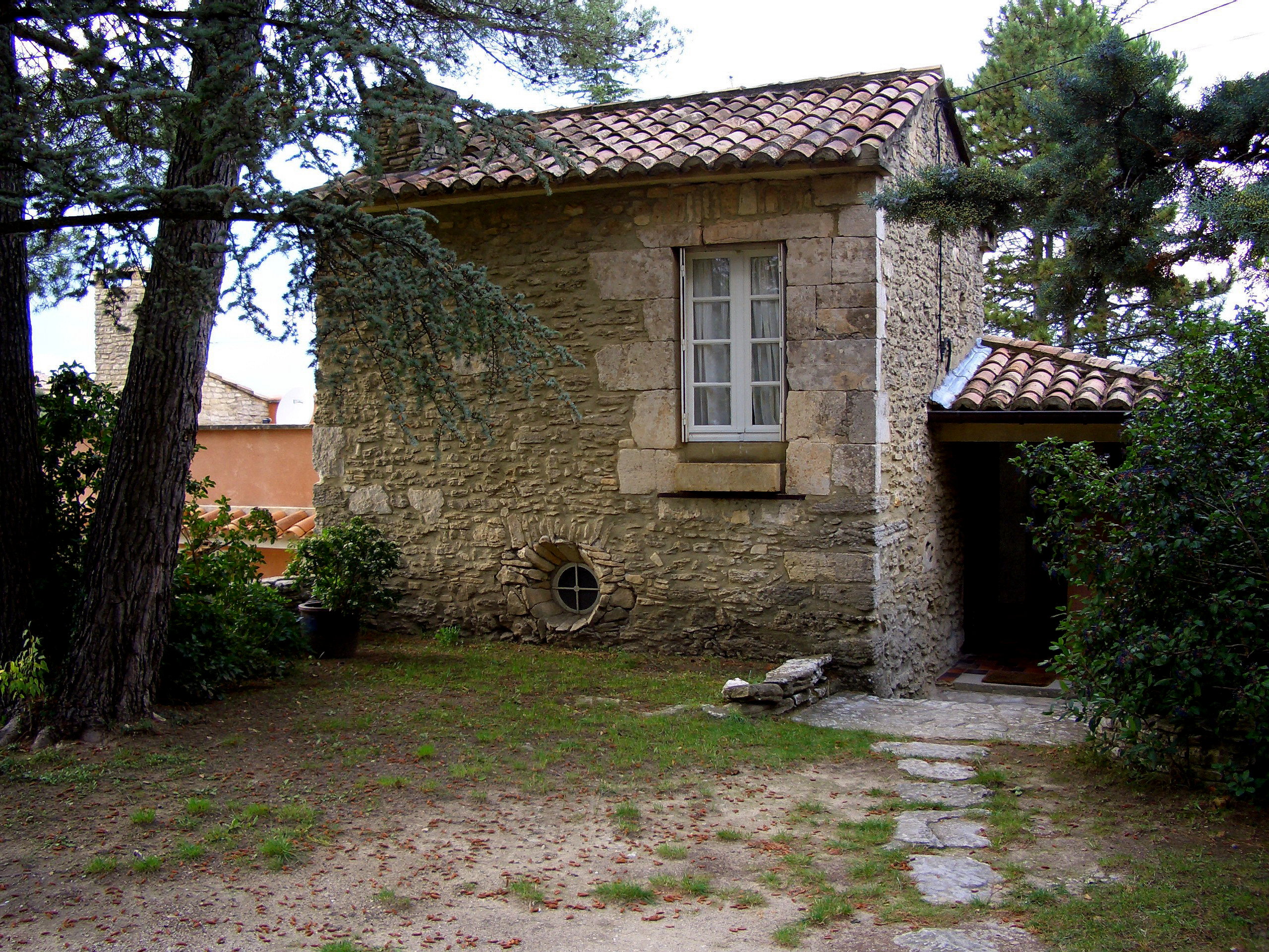 Das Ferienhaus von der Gartenseite